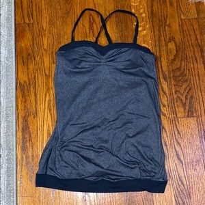 Multi wear lululemon tank top SZ 4